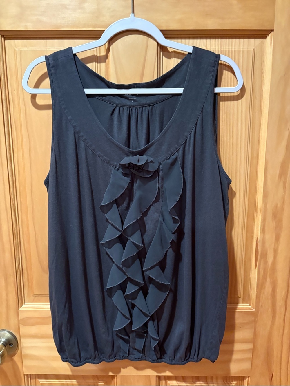 LOFT sleeveless blouson top vertical ruffle detail women’s L
